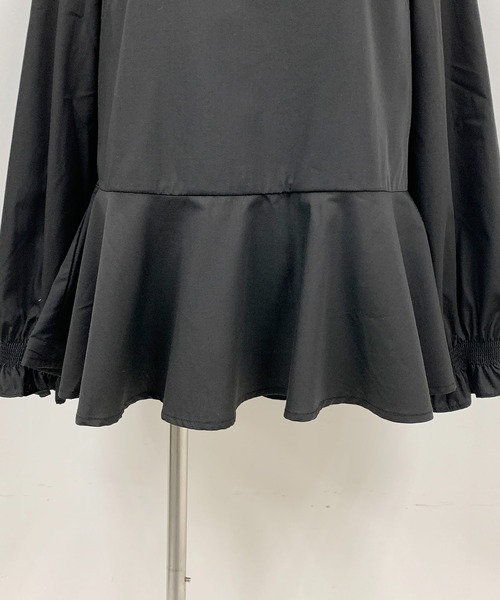 PICCIN（ピッチン）の「袖シャーリング裾フレアーブラウス（シャツ/ブラウス・レディース・ブラック/ネイビー/チェリーピンク・M）」の7枚目の写真