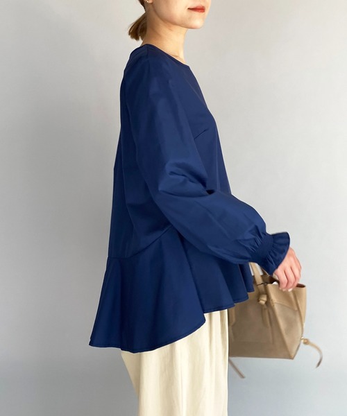 PICCIN（ピッチン）の「袖シャーリング裾フレアーブラウス（シャツ/ブラウス・レディース・ブラック/ネイビー/チェリーピンク・M）」の15枚目の写真