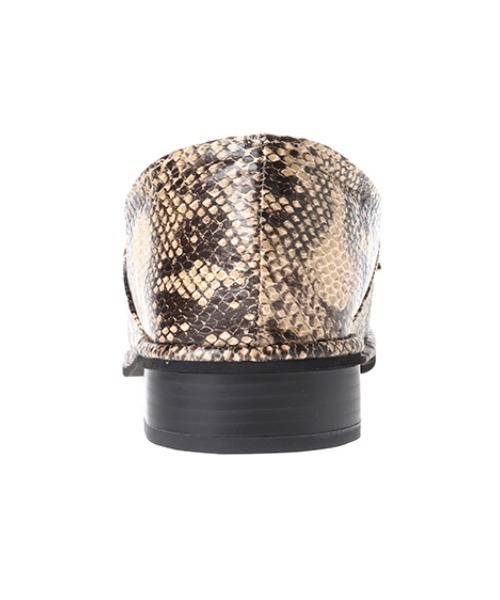 INGNI（イング）の「スクエアトゥヒールローファー（ローファー・レディース・ブラック/アイボリー/パイソン・M）」の17枚目の写真