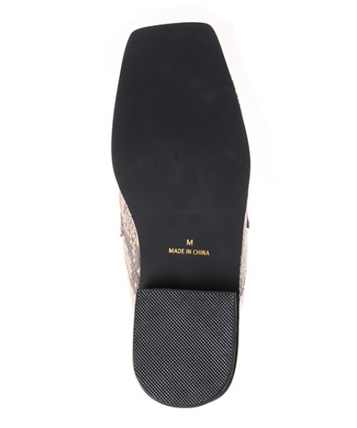 INGNI（イング）の「スクエアトゥヒールローファー（ローファー・レディース・ブラック/アイボリー/パイソン・M）」の15枚目の写真