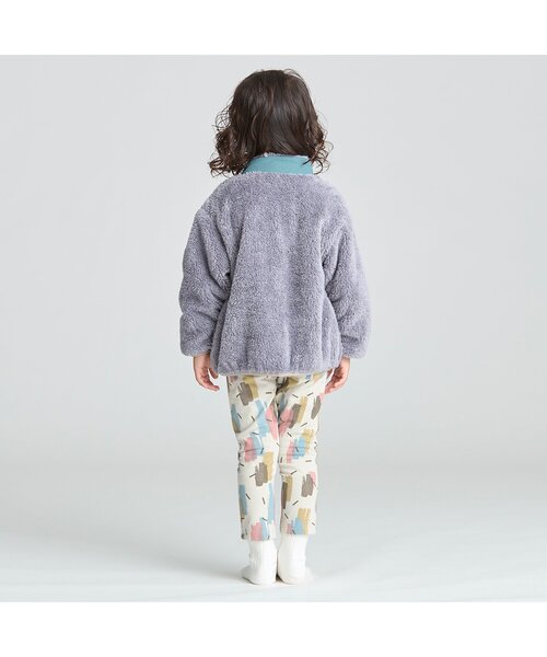 BREEZE（ブリーズ）の「ファーフリースジャケット（その他アウター・キッズ・ピンク/ブルー/アイボリー/ラベンダー/チャコール/レインボー・100/110/120/130/140/150/90）」の16枚目の写真