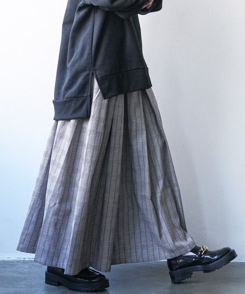 mili an deni(ミリアンデニ)の「チェックプリーツスカート(スカート・レディース・ブラック/ブラウン/オレンジ/マルチ/チェック・M/L)」の16枚目の写真