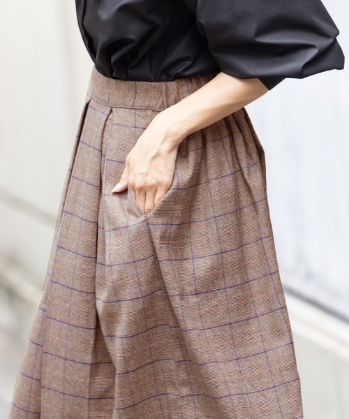 mili an deni(ミリアンデニ)の「チェックプリーツスカート(スカート・レディース・ブラック/ブラウン/オレンジ/マルチ/チェック・M/L)」の20枚目の写真