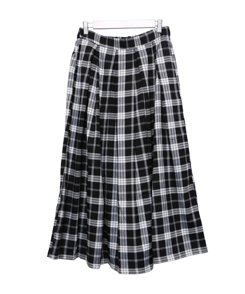 mili an deni(ミリアンデニ)の「チェックプリーツスカート(スカート・レディース・ブラック/ブラウン/オレンジ/マルチ/チェック・M/L)」の22枚目の写真