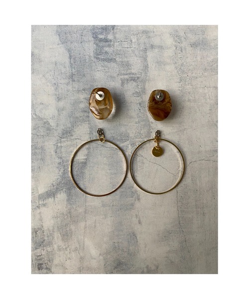 tone(トーン)の「【Chesara】【2way】マーブルフープピアス(MA)(ピアス(両耳用)・レディース・アイボリー/ブラウン/グリーン・FREE)」の6枚目の写真