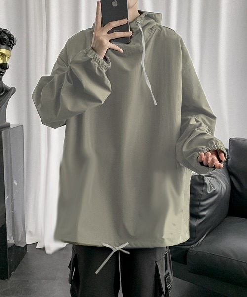 MGV(エムジーヴィー)の「ビックシルエットシンプルアノラックパーカー(パーカー・メンズ・ブラック/カーキ・MEDIUM/LARGE/X-LARGE)」の2枚目の写真