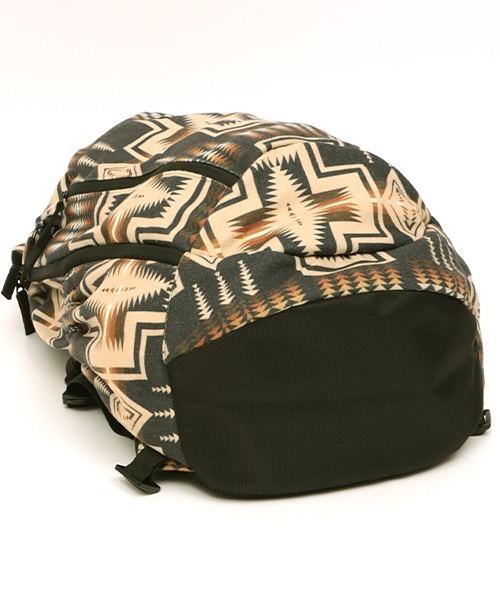 PENDLETON(ペンドルトン)の「【PENDLETON】フランネルプリントフルオープンリュック(バックパック/リュック・レディース・ブラック/オフホワイト・FREE)」の15枚目の写真