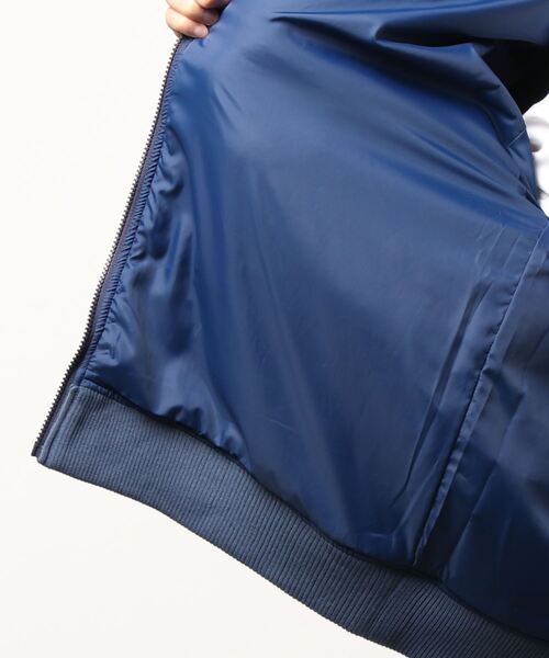 Mark Gonzales（マーク・ゴンザレス）の「【 Mark Gonzales / マークゴンザレス 】 MA-1タイプ ボア フリース ジャケット（MA-1・メンズ・ブルー/ベージュ/オフホワイト・XL/M/L）」の6枚目の写真