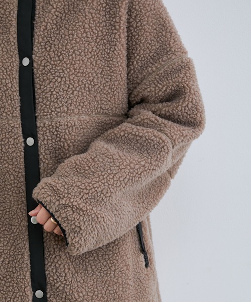 vis-`a-vis（ビサビ）の「【WEB限定】リバーシブルで着られる！ボア＆キルティングロング丈ブルゾン（ブルゾン・レディース・ブラック/オフホワイト/カーキ・L/M）」の16枚目の写真