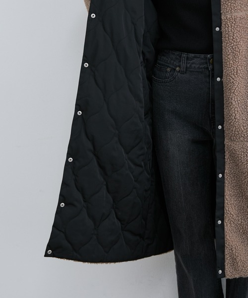 vis-`a-vis（ビサビ）の「【WEB限定】リバーシブルで着られる！ボア＆キルティングロング丈ブルゾン（ブルゾン・レディース・ブラック/オフホワイト/カーキ・L/M）」の10枚目の写真