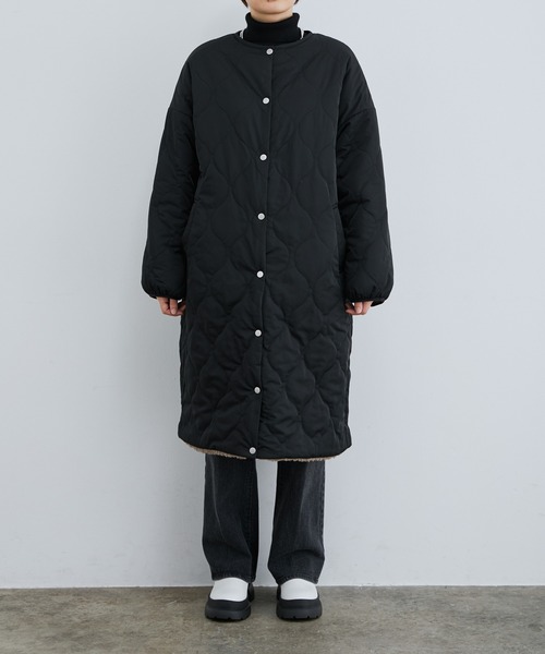 vis-`a-vis（ビサビ）の「【WEB限定】リバーシブルで着られる！ボア＆キルティングロング丈ブルゾン（ブルゾン・レディース・ブラック/オフホワイト/カーキ・L/M）」の12枚目の写真