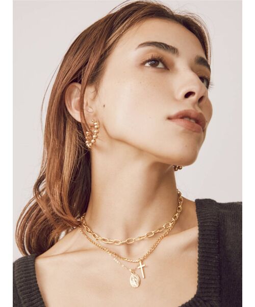 EVRIS（エヴリス）の「MARIA TRIPLE CHAIN ネックレス（ネックレス・レディース・シルバー/ゴールド・FREE）」の3枚目の写真