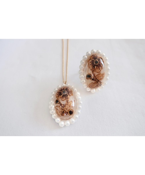 tone(トーン)の「【hazeleyes】2点セット/オーバルパールの刺繍リング&ペンダント【hazeleyes-ヘーゼルアイズ】(MA)(リング・レディース・パープル/ブラウン/ピンク・FREE)」の1枚目の写真