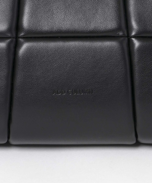 ADD CULUMN(アドカラム)の「ADD CULUMN PUFF CLUCTH(クラッチバッグ・レディース・ブラック/ブルー・FREE)」の9枚目の写真