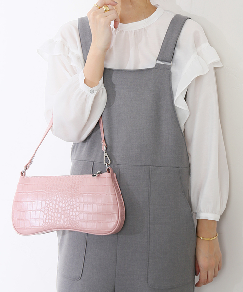 La TOTALITE(ラトータリテ)の「【JW PEI/ジェイダブリュー ペイ】 Eva Shoulder Bag◆(ショルダーバッグ・レディース・ピンク/イエロー/グリーン系その他・FREE)」の5枚目の写真