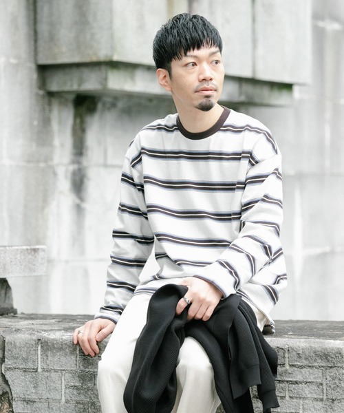 ITEMS URBANRESEARCH（アイテムズ アーバンリサーチ）の「コットンボーダー 長袖リブカットソー（Tシャツ/カットソー・メンズ・オフホワイト/グレー/ブラック・MEDIUM/LARGE）」の2枚目の写真