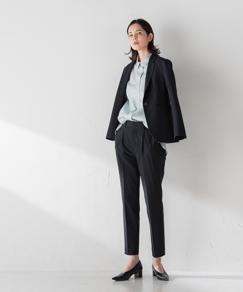 la.f…(ラエフ)の「HAUTEC ペグトップパンツ《セットアップ対応/洗濯機で洗える》(スラックス・レディース・ホワイト/ネイビー/グレー/ダークネイビー/ホワイト系その他・11号/7号/9号)」の6枚目の写真