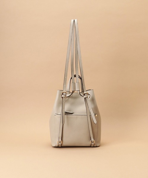 Samantha Thavasa（サマンサタバサ）の「Pomme d'espoir ポムディスポワール ステッチリュック（バックパック/リュック・レディース・ネイビー/キャメル/グレイッシュベージュ・FREE）」の17枚目の写真