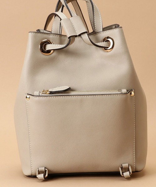 Samantha Thavasa（サマンサタバサ）の「Pomme d'espoir ポムディスポワール ステッチリュック（バックパック/リュック・レディース・ネイビー/キャメル/グレイッシュベージュ・FREE）」の21枚目の写真