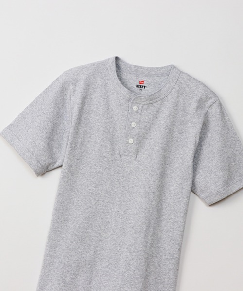 HANES（ヘインズ）の「【Hanes/ヘインズ】メンズ ビーフィー リブヘンリーネックTシャツ（Tシャツ/カットソー・メンズ・ホワイト/ブラック/ネイビー/ヘザーグレー・SMALL/MEDIUM/LARGE/X-LARGE）」の12枚目の写真