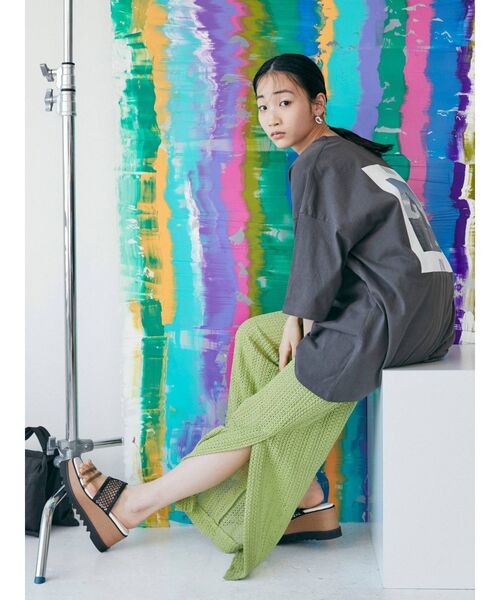 MURUA(ムルーア)の「MARTINZINE Tシャツ(Tシャツ/カットソー・レディース・ホワイト/ダークグレー・FREE)」の10枚目の写真