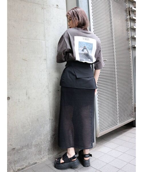 MURUA(ムルーア)の「MARTINZINE Tシャツ(Tシャツ/カットソー・レディース・ホワイト/ダークグレー・FREE)」の9枚目の写真