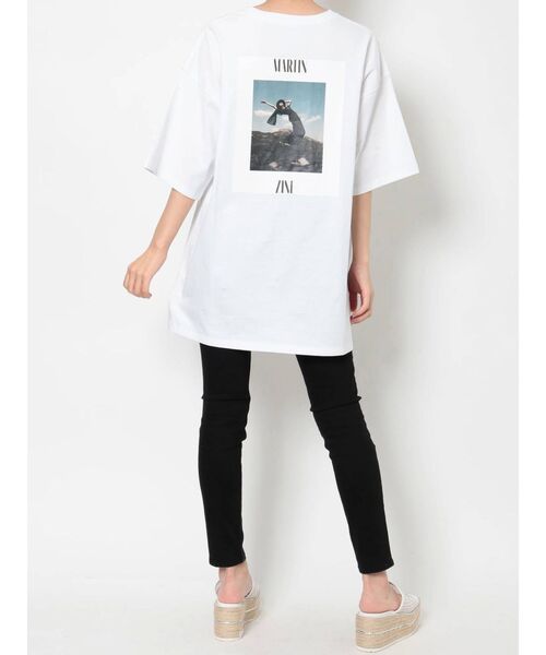 MURUA(ムルーア)の「MARTINZINE Tシャツ(Tシャツ/カットソー・レディース・ホワイト/ダークグレー・FREE)」の19枚目の写真