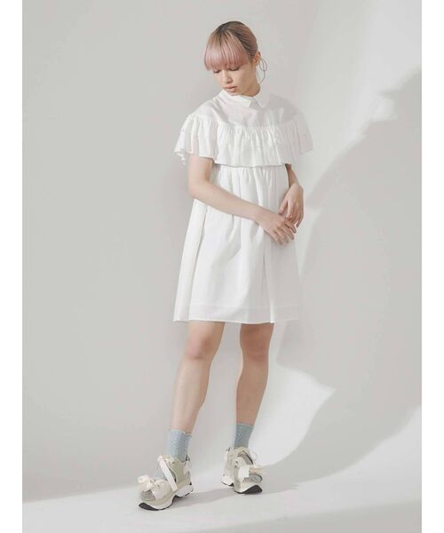 merry jenny（メリージェニー）の「Wフリルケープミニワンピース（ワンピース・レディース・オフホワイト/ブラック/ブルー・FREE）」の9枚目の写真