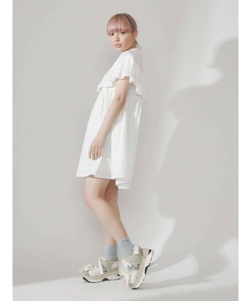 merry jenny（メリージェニー）の「Wフリルケープミニワンピース（ワンピース・レディース・オフホワイト/ブラック/ブルー・FREE）」の12枚目の写真
