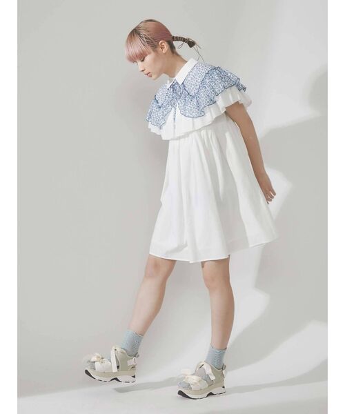 merry jenny（メリージェニー）の「Wフリルケープミニワンピース（ワンピース・レディース・オフホワイト/ブラック/ブルー・FREE）」の19枚目の写真
