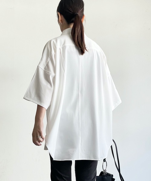 THE TWENTYSEVEN（ザ トゥエンティーセブン）の「The TWENTYSEVEN:PE STRETCH DROP SHOULDER SHIRTS S/S ポリストレッチドロップショルダーシャツショートスリーブ（シャツ/ブラウス・レディース・ホワイト/グリーン/チャコールグレー/イエロー・L/M/XL）」の11枚目の写真