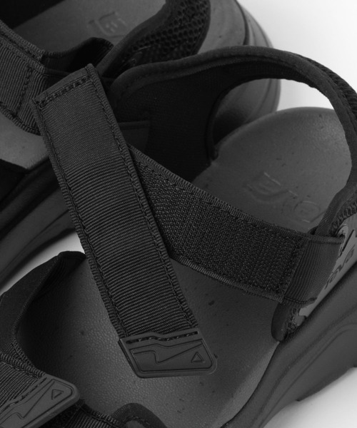 Teva(テバ)の「【TEVA(テバ)】ZYMIC(MEN)(サンダル・メンズ・ブラック/その他1・SMALL/MEDIUM)」の8枚目の写真