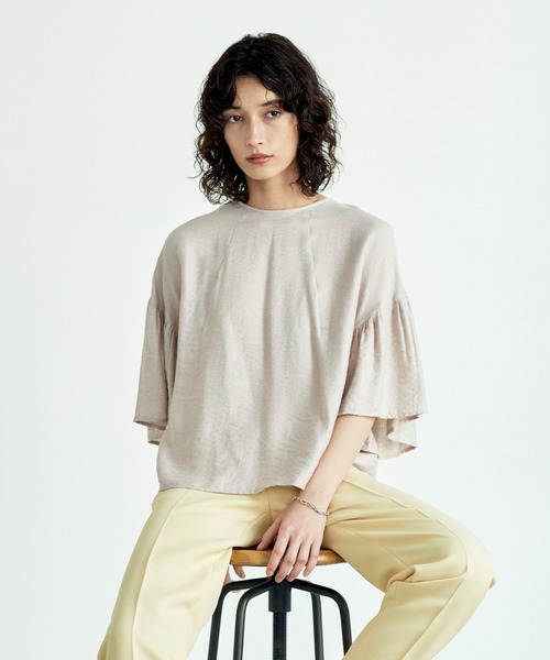 N.O.R.C(ノーク)の「リネン混ショルダープリーツタックブラウス(シャツ/ブラウス・レディース・グリーン/ブラウン/ベージュ・S/M)」の3枚目の写真