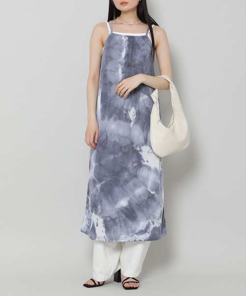 ALAND（エーランド）の「3.3Field Trip／TIE-DYEキャミワンピース　297707（ワンピース・レディース・ブルー/ブラウン系その他・FREE）」の2枚目の写真