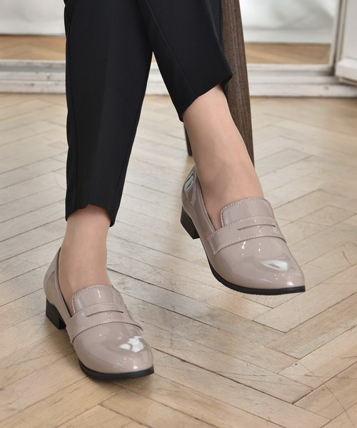 Balancoire(ブランコアール)の「【生活撥水】コインローファー(ローファー・レディース・ブラック/グレイッシュベージュ/ブラック系その他・24.5cm/24.0cm/23.5cm/22.5cm/23.0cm/25.0cm)」の3枚目の写真