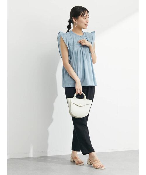 Green　Parks（グリーンパークス）の「インド綿 フリルノースリーブブラウス（シャツ/ブラウス・レディース・ブラック/オフホワイト/サックスブルー・FREE）」の4枚目の写真