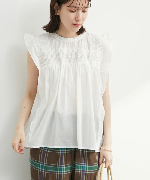 Green　Parks（グリーンパークス）の「インド綿 フリルノースリーブブラウス（シャツ/ブラウス・レディース・ブラック/オフホワイト/サックスブルー・FREE）」の2枚目の写真