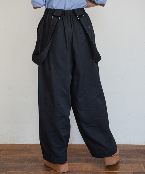 Crisp(クリスプ)の「サスペンダーミリタリーパンツ(チノパンツ・レディース・ブラック/ブラウン・FREE)」の8枚目の写真