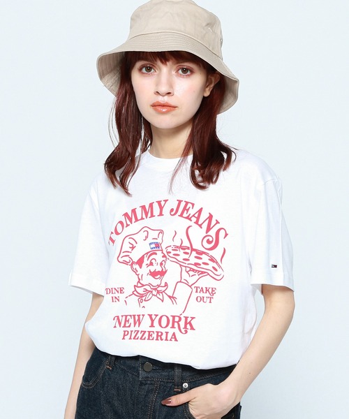 tommy jeans(トミー ジーンズ)の「ベストピザプリントTシャツ(Tシャツ/カットソー・レディース・ホワイト・SMALL/MEDIUM/X-SMALL)」の1枚目の写真