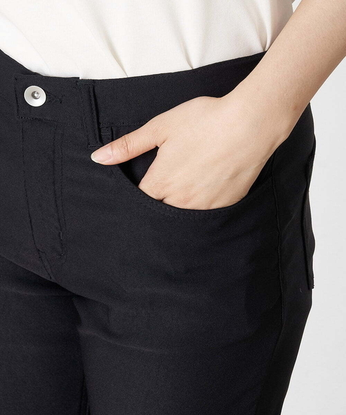 OFUON le MK（オフオンルエムケー）の「【洗濯機で洗える】ハイパーストレッチパンツ（デニムパンツ・レディース・ブラック・38/36）」の2枚目の写真