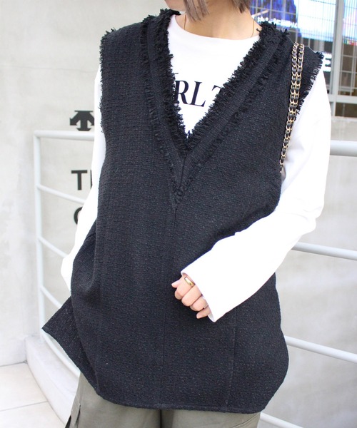 MLI'A(エムリア)の「Vネックベスト(ベスト・レディース・オフホワイト/ホワイト×ブラック/ブラック・M)」の3枚目の写真