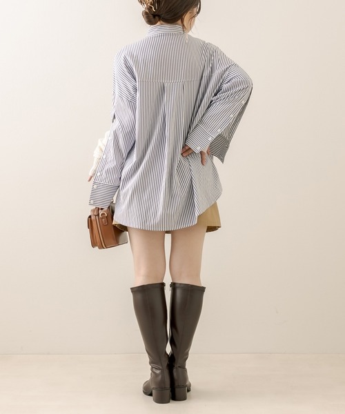 OLIVE des OLIVE(オリーブデオリーブ)の「マントスリーブビッグシャツ(シャツ/ブラウス・レディース・オフホワイト/サックスブルー/ネイビー・FREE)」の15枚目の写真