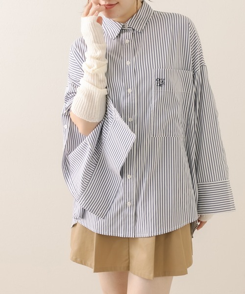 OLIVE des OLIVE(オリーブデオリーブ)の「マントスリーブビッグシャツ(シャツ/ブラウス・レディース・オフホワイト/サックスブルー/ネイビー・FREE)」の16枚目の写真