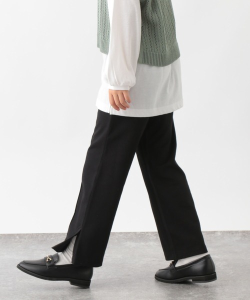 GLOBAL WORK(グローバルワーク)の「カラーフレアパンツ/353929(その他パンツ・キッズ・グリーン/サックスブルー/ライトピンク/ブラック・120cm/110cm/160cm/150cm/130cm/100cm/140cm)」の2枚目の写真