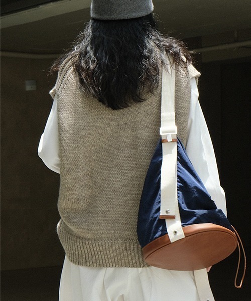 chuclla（チュクラ）の「ウールニット ルーズベスト chw22a073（ニット/セーター・レディース・ブラウン/アイボリー・FREE）」の20枚目の写真
