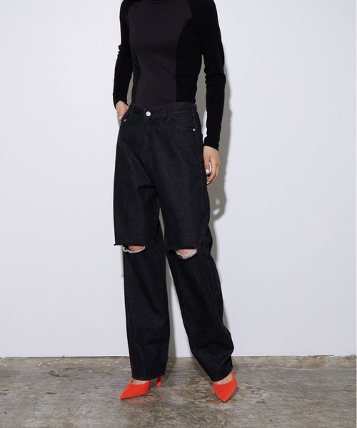 4youstory(フォーユーストーリー)の「【4youstory】デニムダメージルーズストレートパンツ(デニムパンツ・レディース・インディゴブルー/ブルー/ブラック・FREE)」の4枚目の写真
