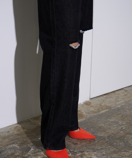 4youstory(フォーユーストーリー)の「【4youstory】デニムダメージルーズストレートパンツ(デニムパンツ・レディース・インディゴブルー/ブルー/ブラック・FREE)」の10枚目の写真