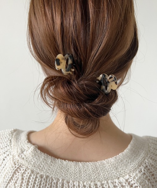 iso(イソ)の「ツインマーブルヘアクリップセット/2個セット(バレッタ/ヘアクリップ・レディース・ブラウン/ホワイト/パープル/オリーブ・FREE)」の3枚目の写真