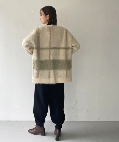 CLEIO(クレイオ)の「【CLEIO】シャギーチェックカーディガン(カーディガン/ボレロ・レディース・アイボリー/ベージュ・FREE)」の19枚目の写真