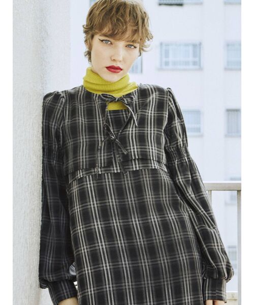 jouetie（ジュエティ）の「ブラウスレイヤードワンピース（ワンピース・レディース・グリーン/オレンジ/ブラック・MEDIUM）」の4枚目の写真